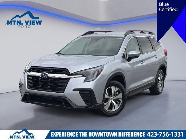 2025 Subaru Ascent Premium 7-Passenger — photo 1 of 22