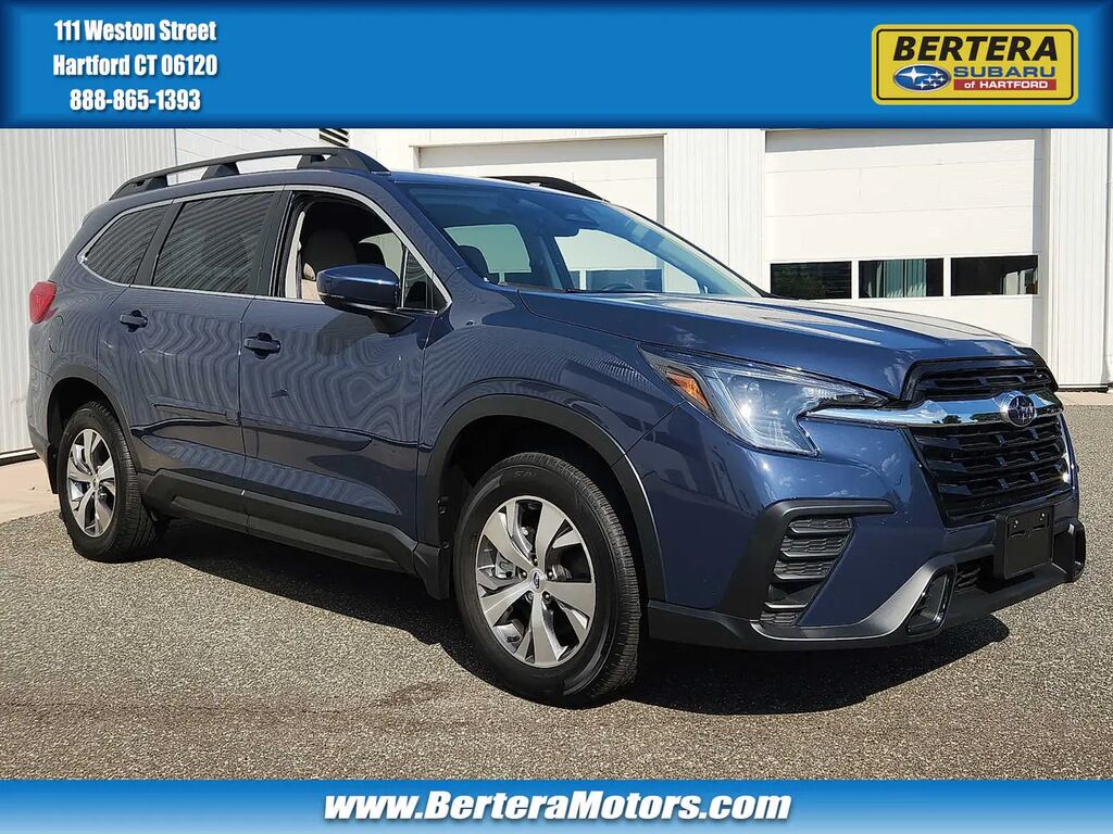 2025 Subaru Ascent Premium 7-Passenger — photo 1 of 22