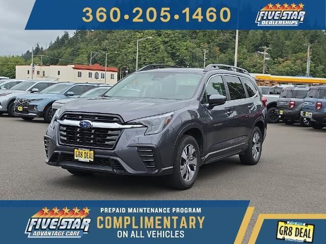 2025 Subaru Ascent Premium 7-Passenger — photo 1 of 13