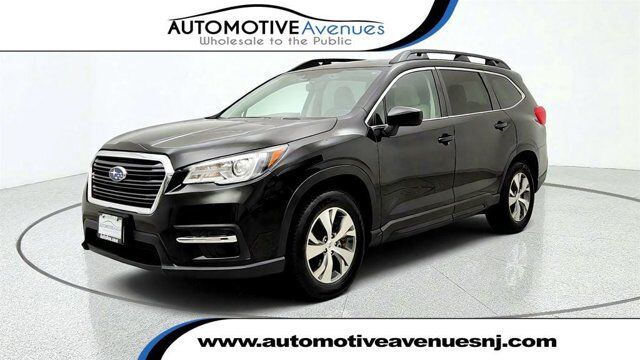 2022 Subaru Ascent Premium — photo 1 of 15