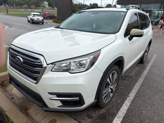 2020 Subaru Ascent Premium 8-Passenger — photo 1 of 8