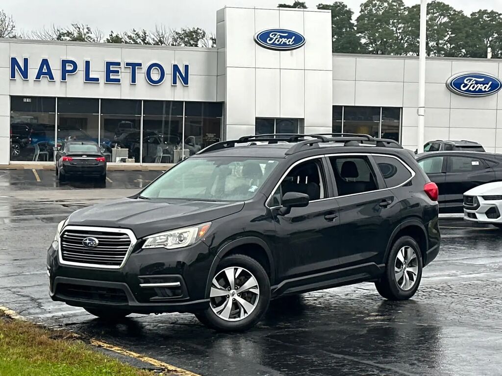 2019 Subaru Ascent Premium 7-Passenger — photo 1 of 13