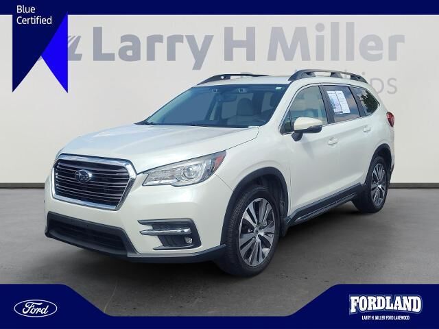 2022 Subaru Ascent Limited 8-Passenger — photo 1 of 12
