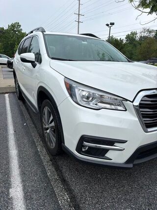 2022 Subaru Ascent Limited — photo 1 of 12