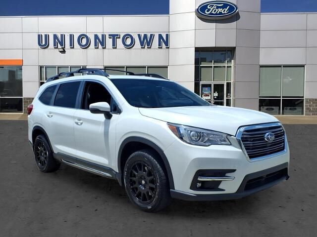 2021 Subaru Ascent Limited 8-Passenger — photo 1 of 13