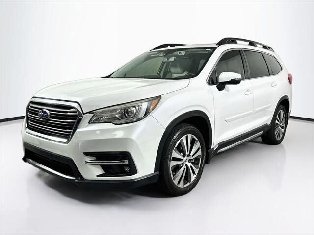 2022 Subaru Ascent Limited 8-Passenger — photo 1 of 13