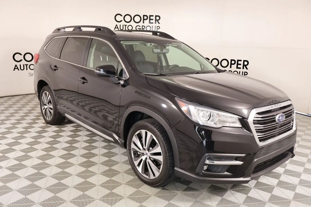 2022 Subaru Ascent Limited 7-Passenger — photo 1 of 16