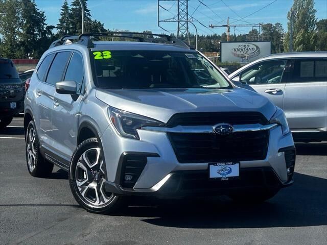 2023 Subaru Ascent Limited 8-Passenger — photo 1 of 13