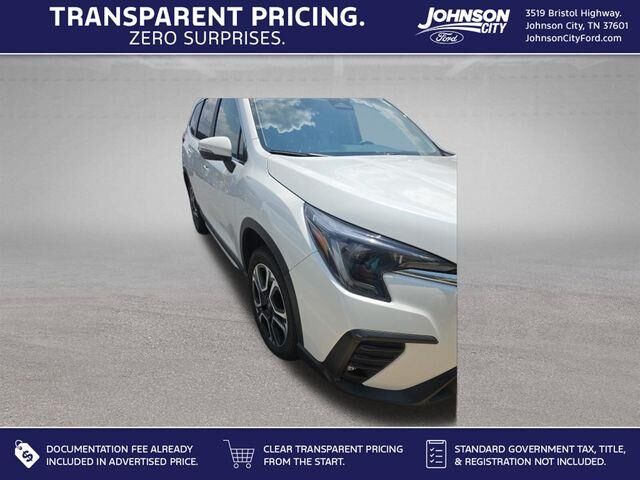 2023 Subaru Ascent Limited 8-Passenger — photo 1 of 18