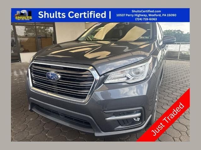 2019 Subaru Ascent Limited 7-Passenger — photo 1 of 12