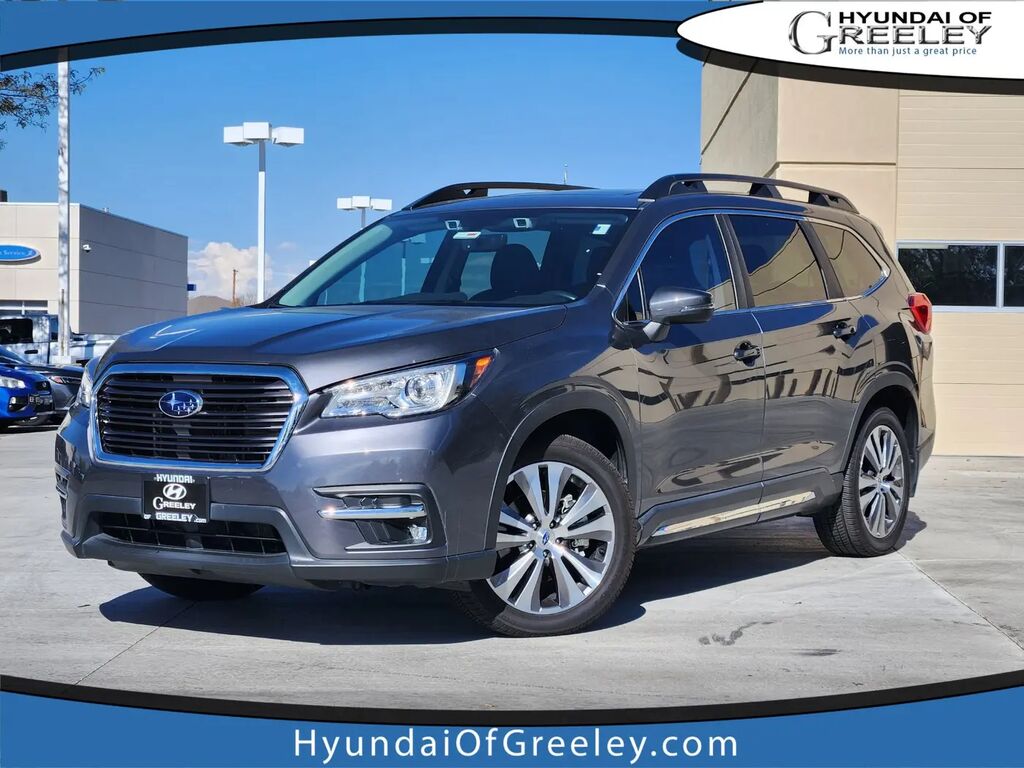 2022 Subaru Ascent Limited 7-Passenger — photo 1 of 13