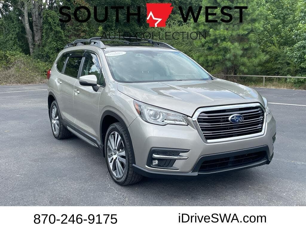 2020 Subaru Ascent Limited 7-Passenger — photo 1 of 2
