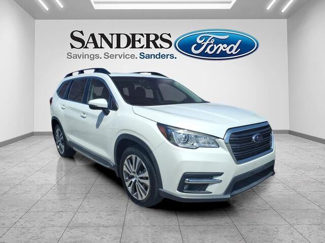 2020 Subaru Ascent Limited 7-Passenger — photo 1 of 26