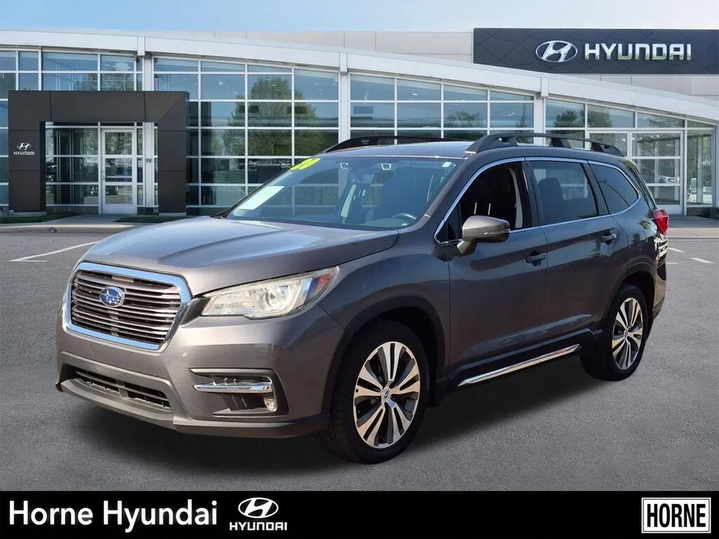 2020 Subaru Ascent Limited 7-Passenger — photo 1 of 13