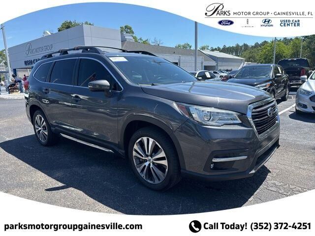 2020 Subaru Ascent Limited 7-Passenger — photo 1 of 13