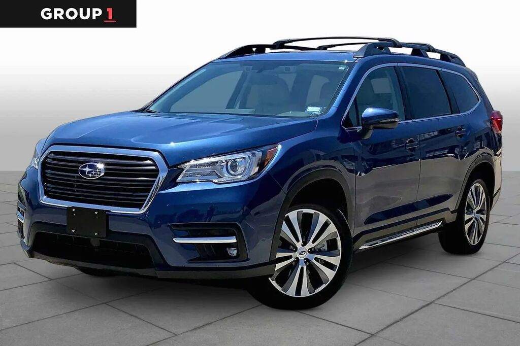 2021 Subaru Ascent Limited 7-Passenger — photo 1 of 12