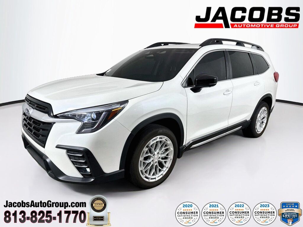 2025 Subaru Ascent Limited 7-Passenger — photo 1 of 26