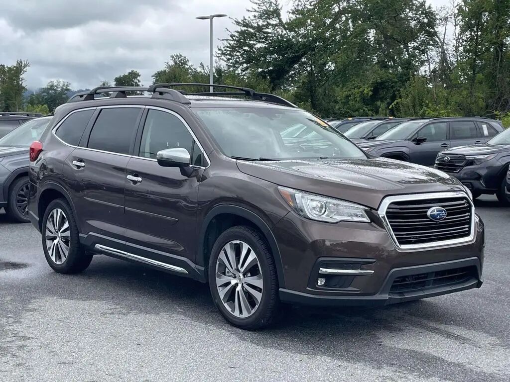 2019 Subaru Ascent Touring — photo 1 of 26