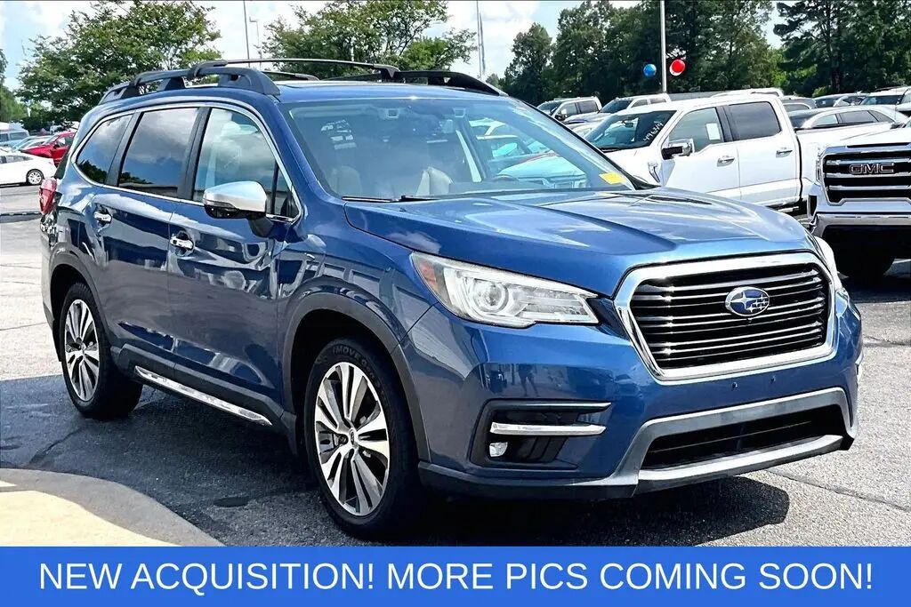 2019 Subaru Ascent Touring — photo 1 of 20