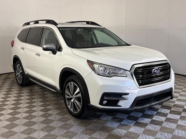 2019 Subaru Ascent Touring — photo 1 of 26