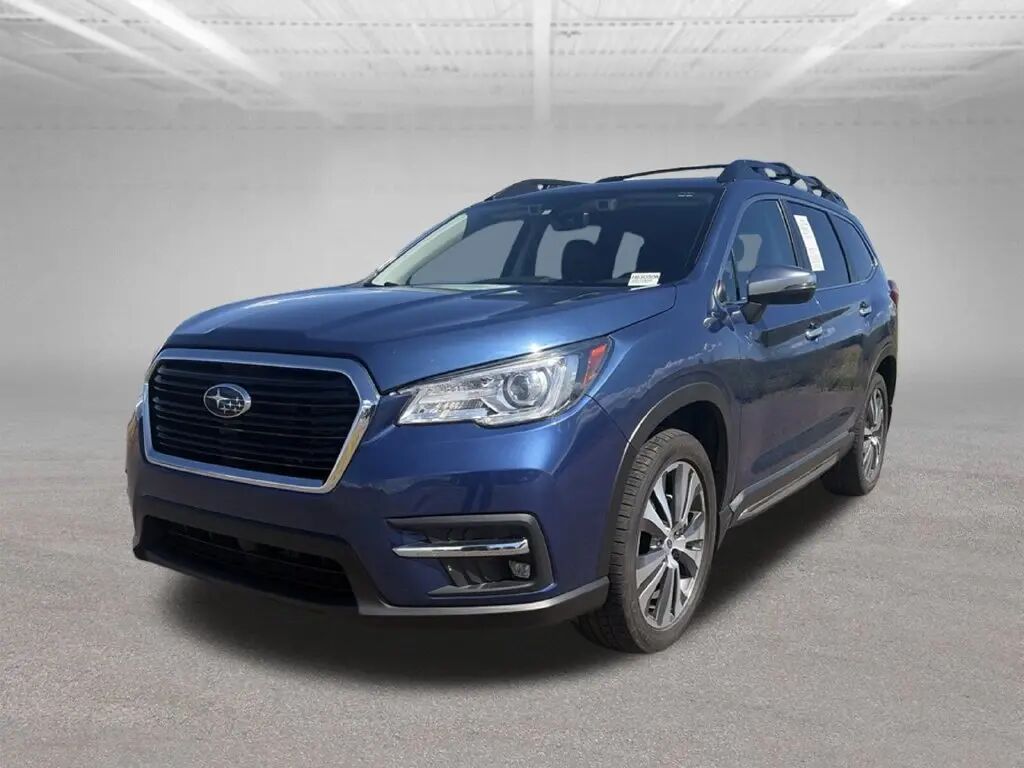2022 Subaru Ascent Touring — photo 1 of 12