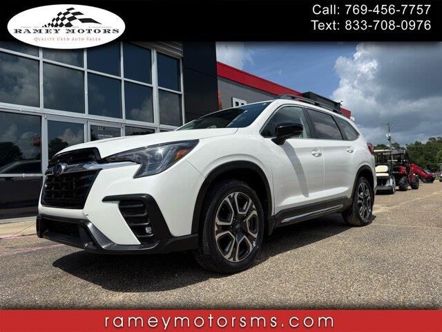 2024 Subaru Ascent Limited 7-Passenger — photo 1 of 52