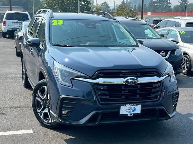 2023 Subaru Ascent Limited 7-Passenger — photo 1 of 13