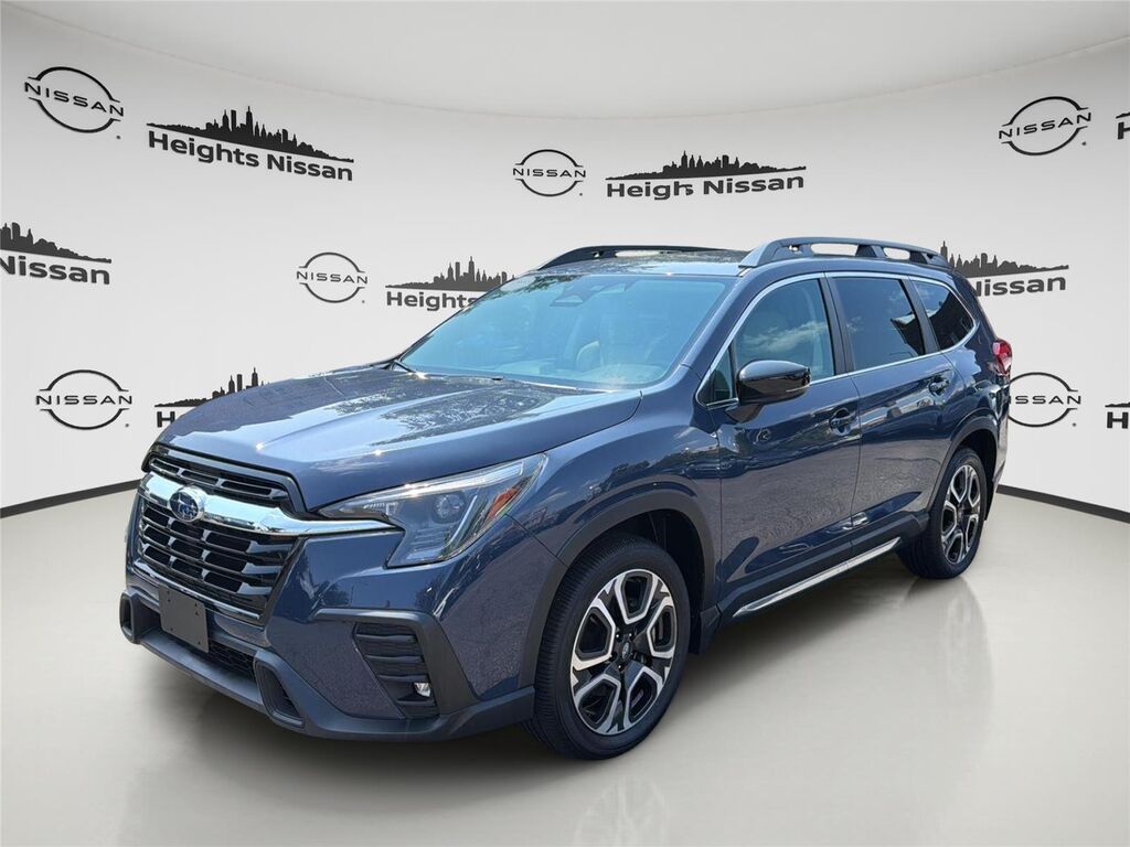 2024 Subaru Ascent Limited 7-Passenger — photo 1 of 39