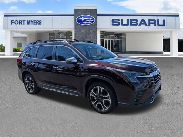 2023 Subaru Ascent Touring — photo 1 of 13