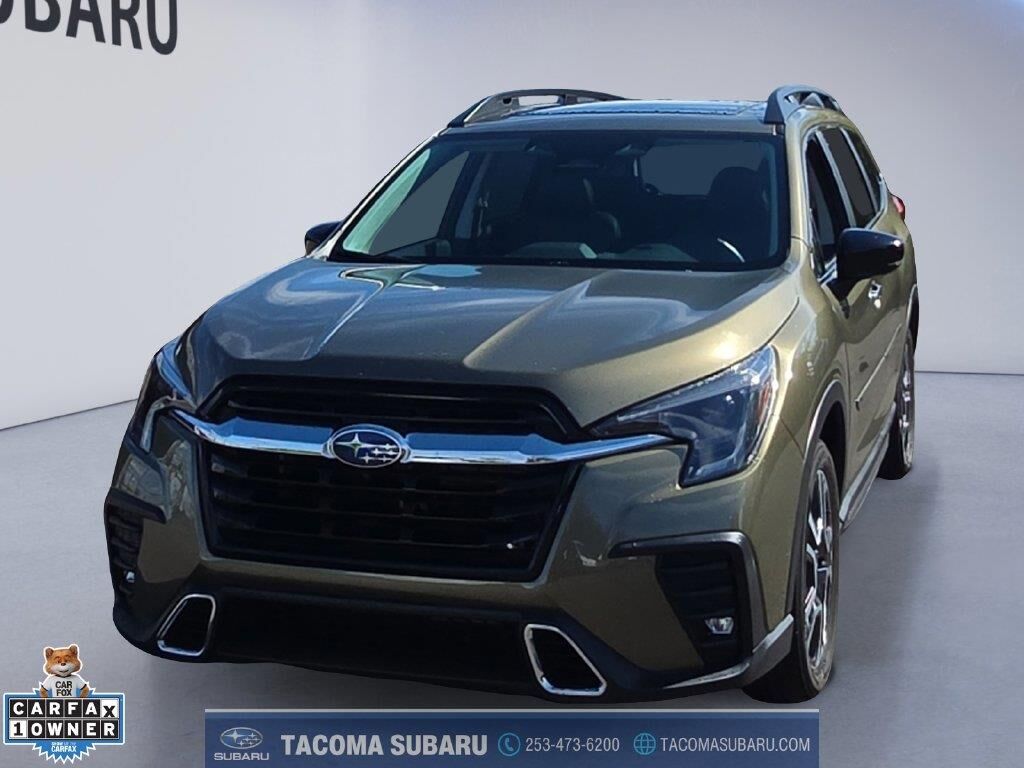2024 Subaru Ascent Touring — photo 1 of 13