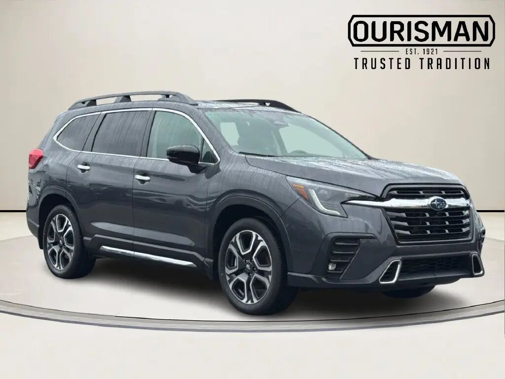 2024 Subaru Ascent Touring — photo 1 of 13