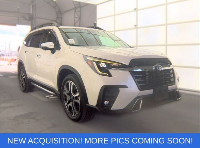 2023 Subaru Ascent Touring — photo 1 of 1