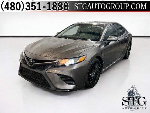 2018 Toyota Camry SE