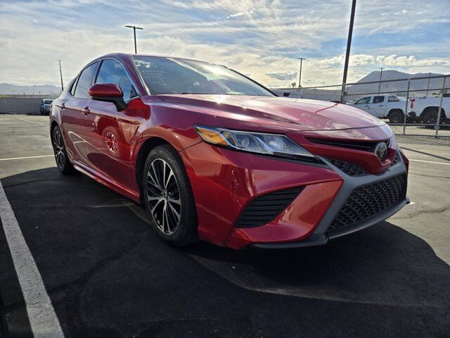 2019 Toyota Camry SE