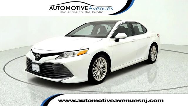 2018 Toyota Camry SE