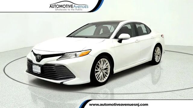 2018 Toyota Camry SE