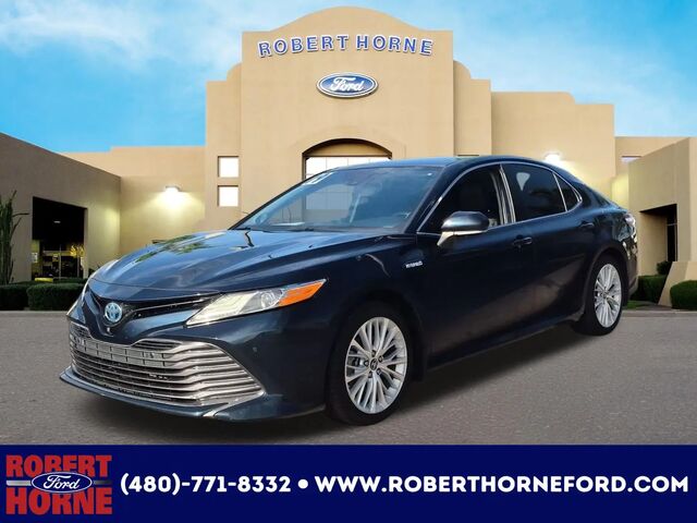 2019 Toyota Camry Hybrid XLE
