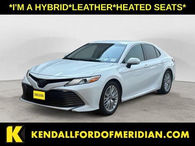 2018 Toyota Camry Hybrid XLE — photo 1 of 2