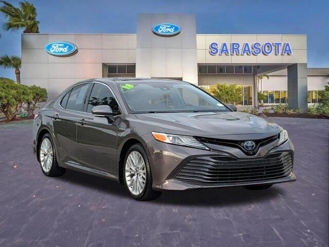 2018 Toyota Camry Hybrid XLE — photo 1 of 26