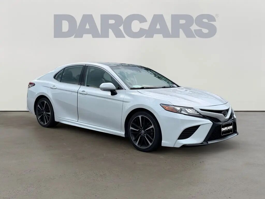 2019 Toyota Camry XSE — photo 1 of 27