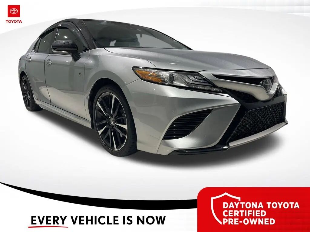 2019 Toyota Camry XSE — photo 1 of 10
