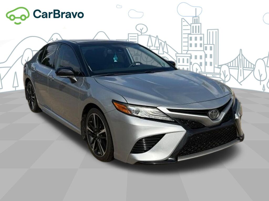 2019 Toyota Camry XSE — photo 1 of 3