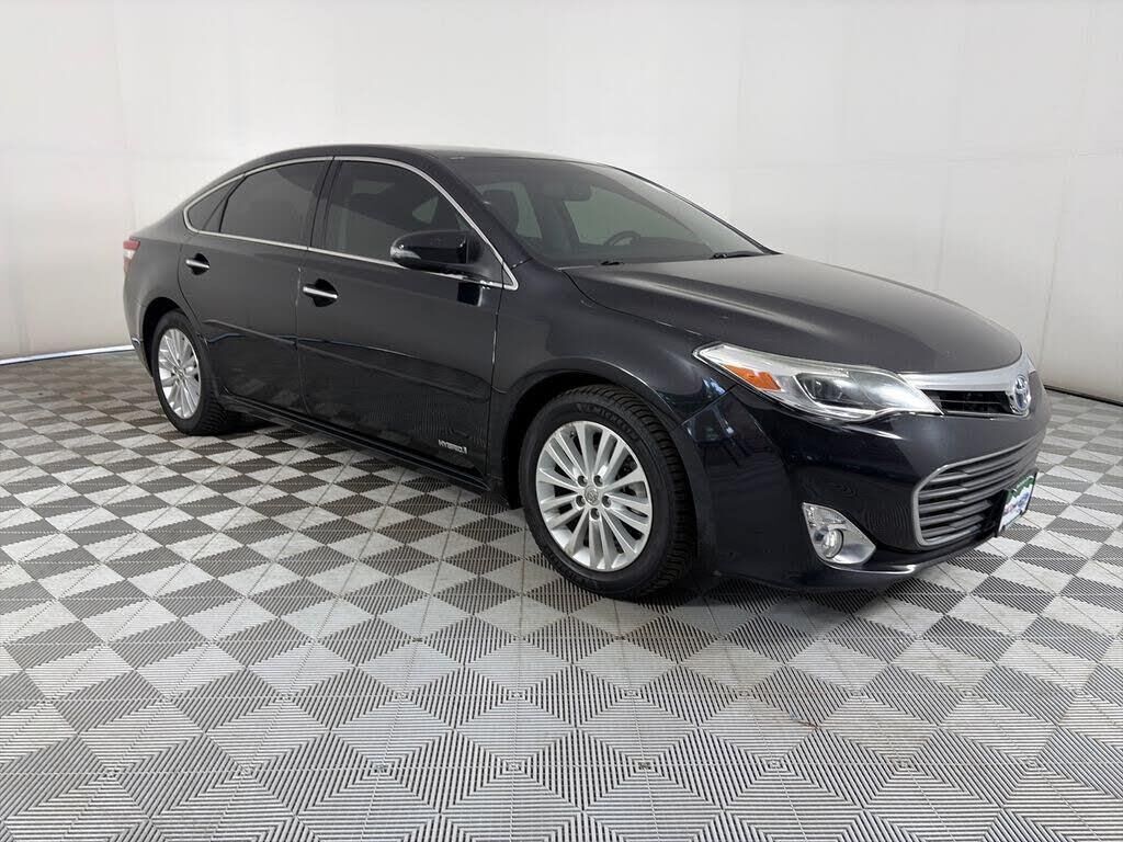 2014 Toyota Avalon Hybrid XLE Touring — photo 1 of 1