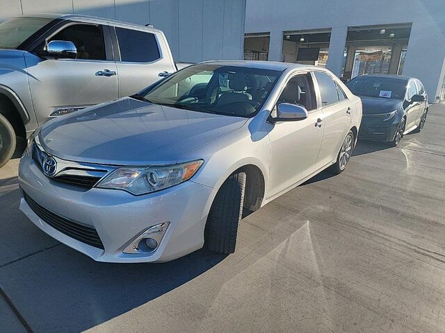 2012 Toyota Camry Hybrid XLE