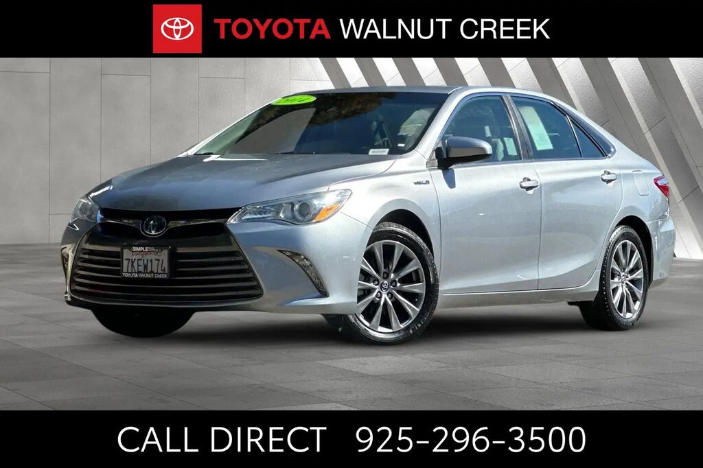 2015 Toyota Camry Hybrid XLE — photo 1 of 13