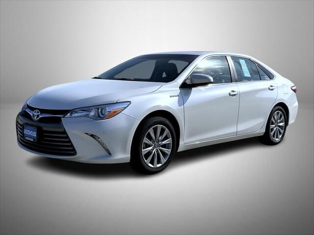 2017 Toyota Camry Hybrid XLE