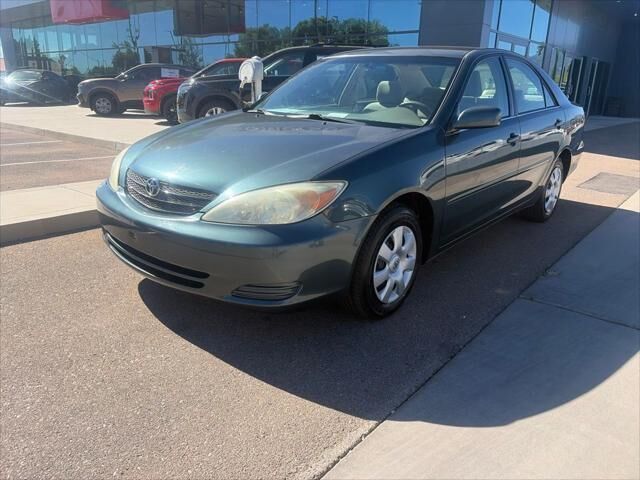 2003 Toyota Camry SE — photo 1 of 13