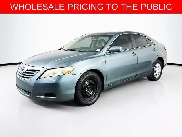 2008 Toyota Camry LE — photo 1 of 26