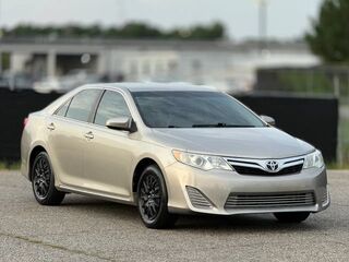 2014 Toyota Camry LE Sedan 4D