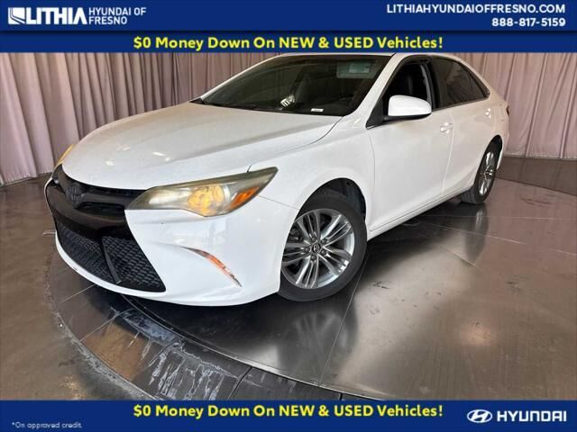2016 Toyota Camry SE — photo 1 of 13